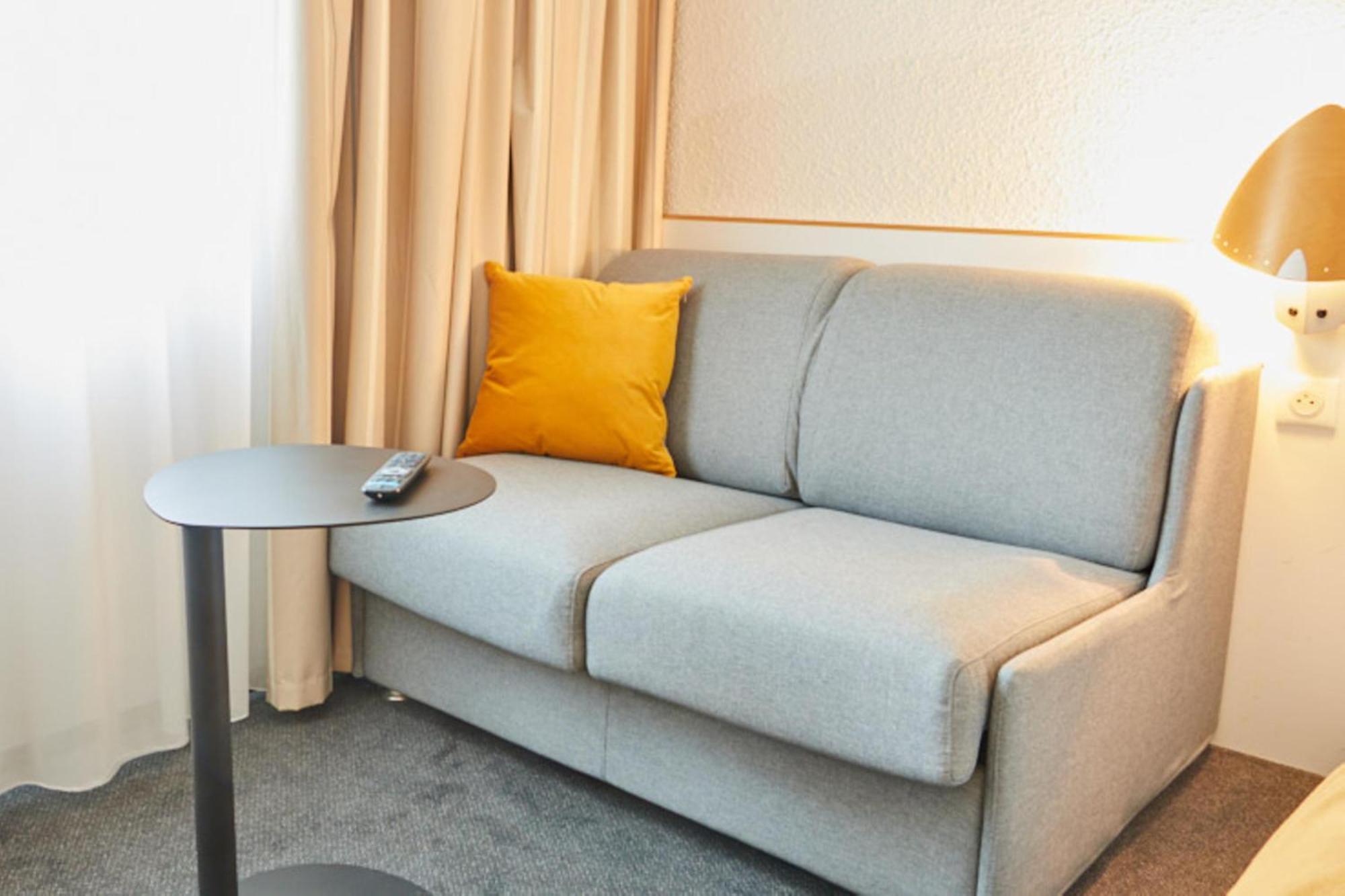 Hotel Novotel Evry Courcouronnes Экстерьер фото