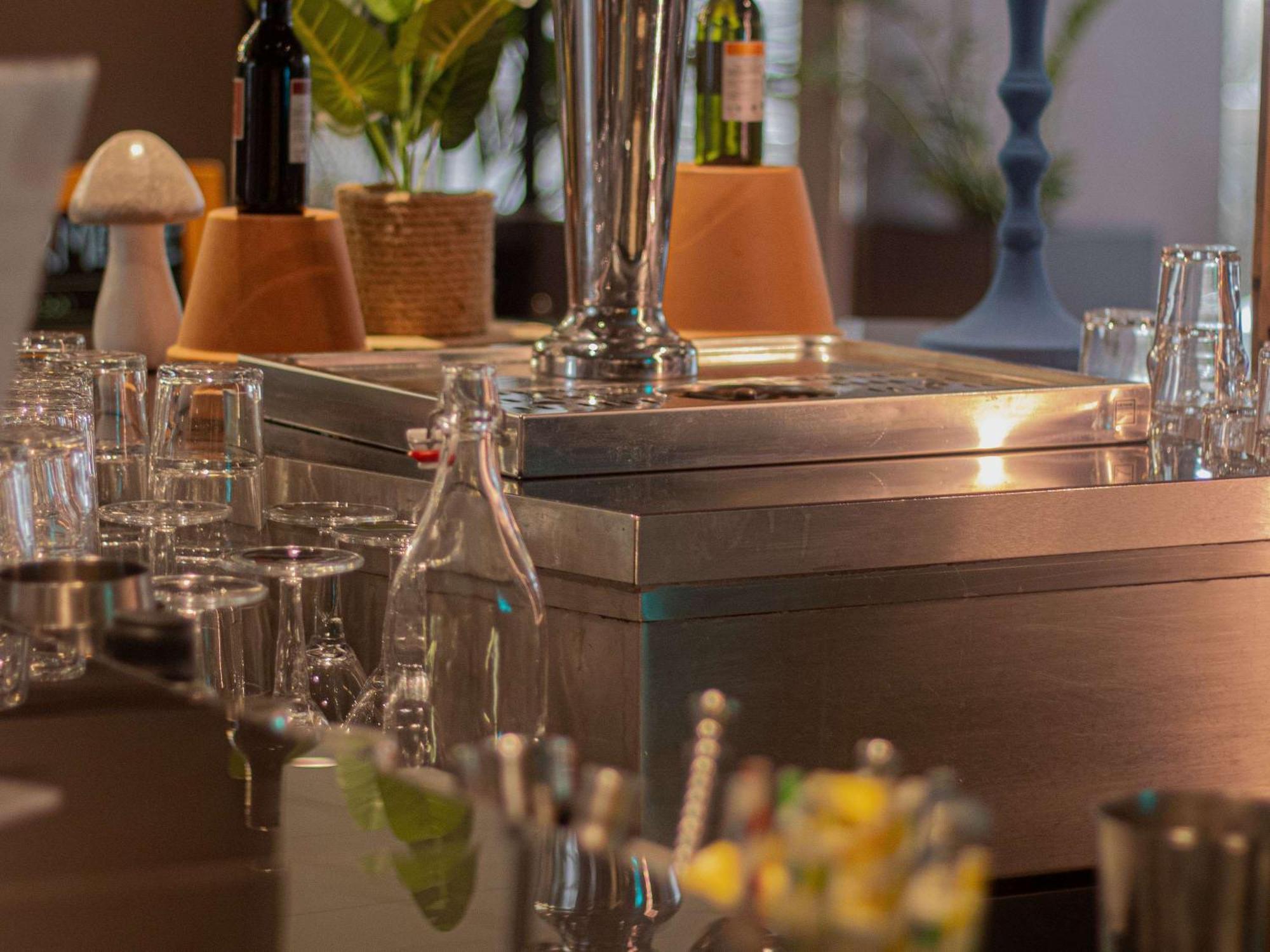 Hotel Novotel Evry Courcouronnes Экстерьер фото